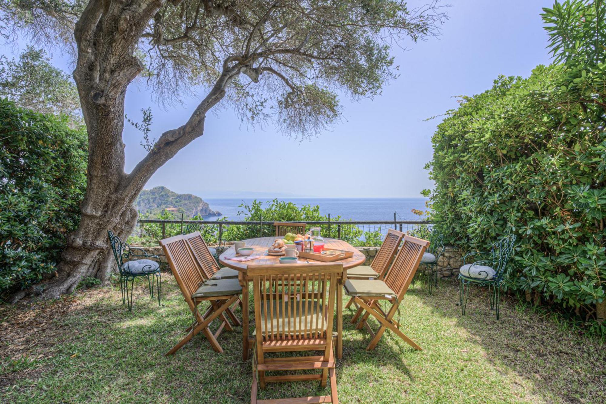 Villa Infinity Vista Mare E Relax Taormina Bagian luar foto